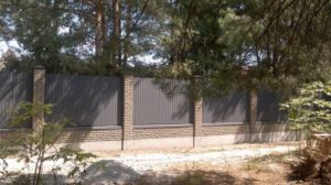 Забор в Киеве из профнастила